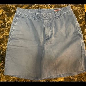 Vineyard vines blue shorts
